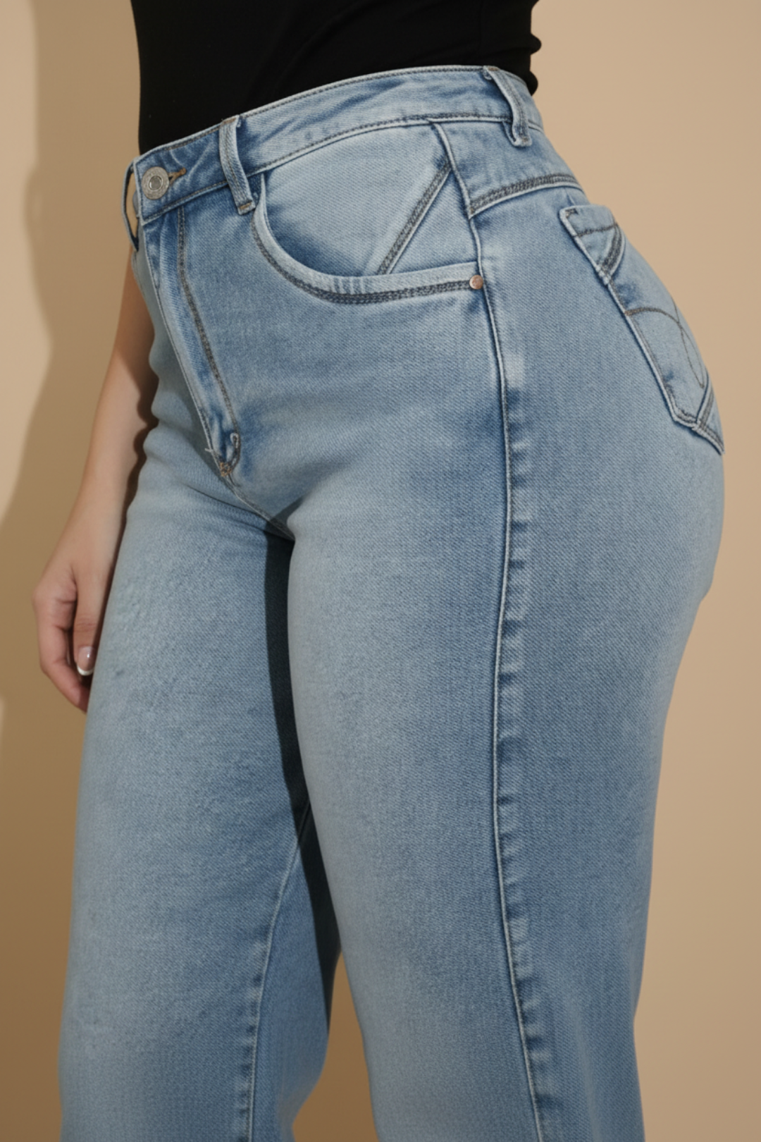 JEAN PUSH UP BOTA RECTA