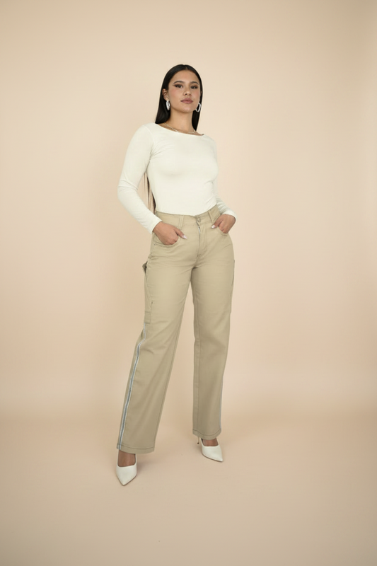 PANTALÓN BOTA RECTA TIRO ALTO